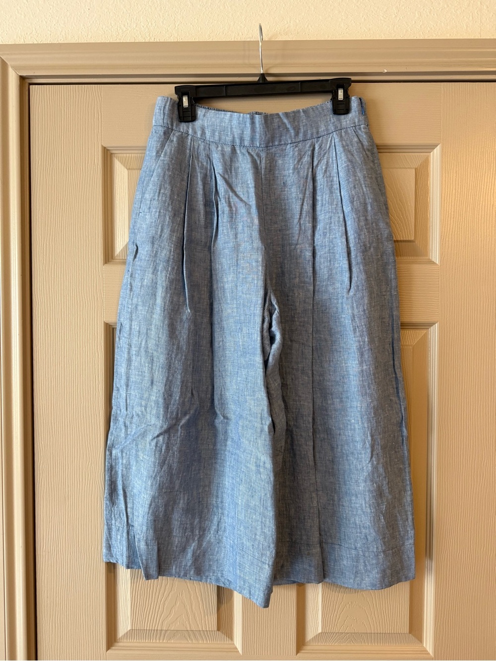 GAP Light Blue Elastic Waist Chambray Pants